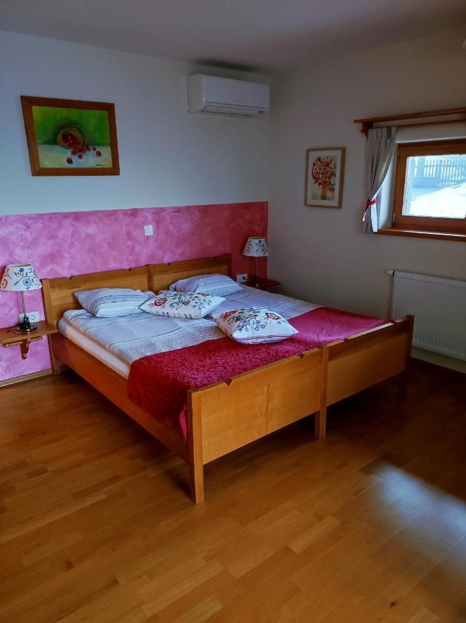 Relax Guest House Marjanca Рогашка Слатина Экстерьер фото