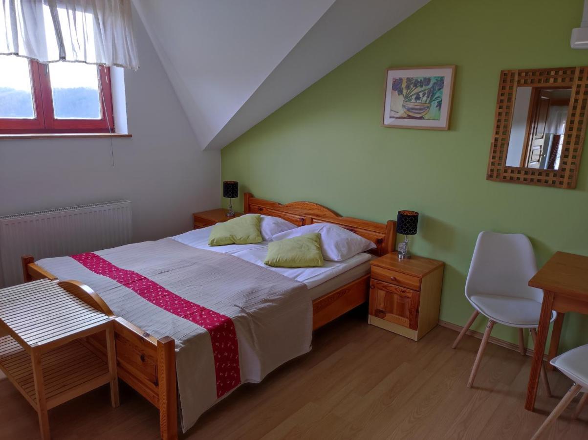 Relax Guest House Marjanca Рогашка Слатина Экстерьер фото